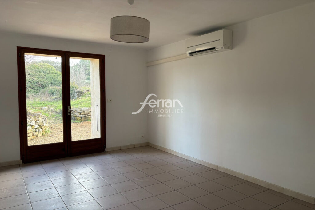 A louer à Lorgues maison 5 pièces – 5 pièces – 4 chambres – 140.00 m²