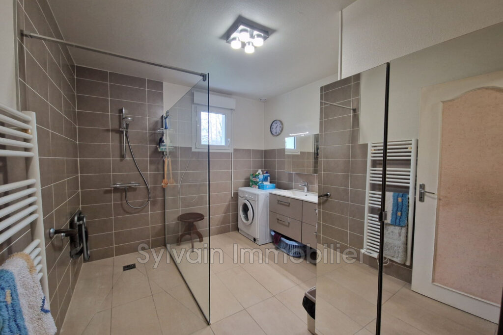 vente maison 7 Pièce(s) – 7 pièces – 6 chambres – 174.00 m²