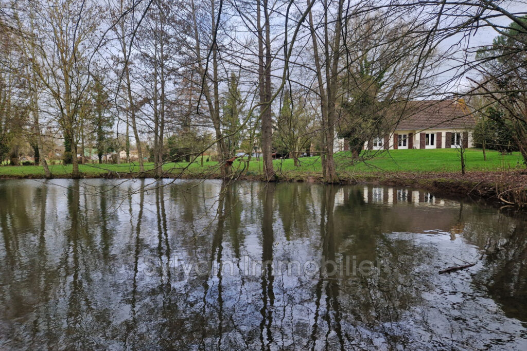 vente maison 7 Pièce(s) – 7 pièces – 6 chambres – 174.00 m²