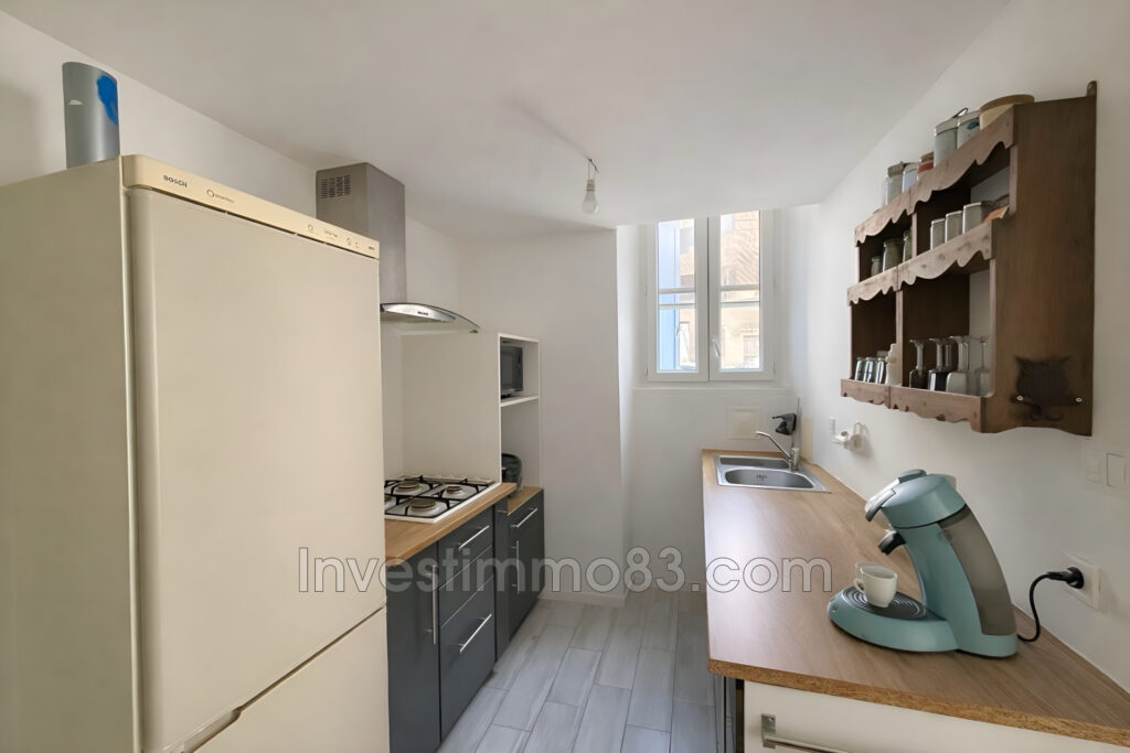 BARJOLS (83670) En plein coeur du centre historique, dans un p – 2 pièces – 1 chambre – 32.00 m²