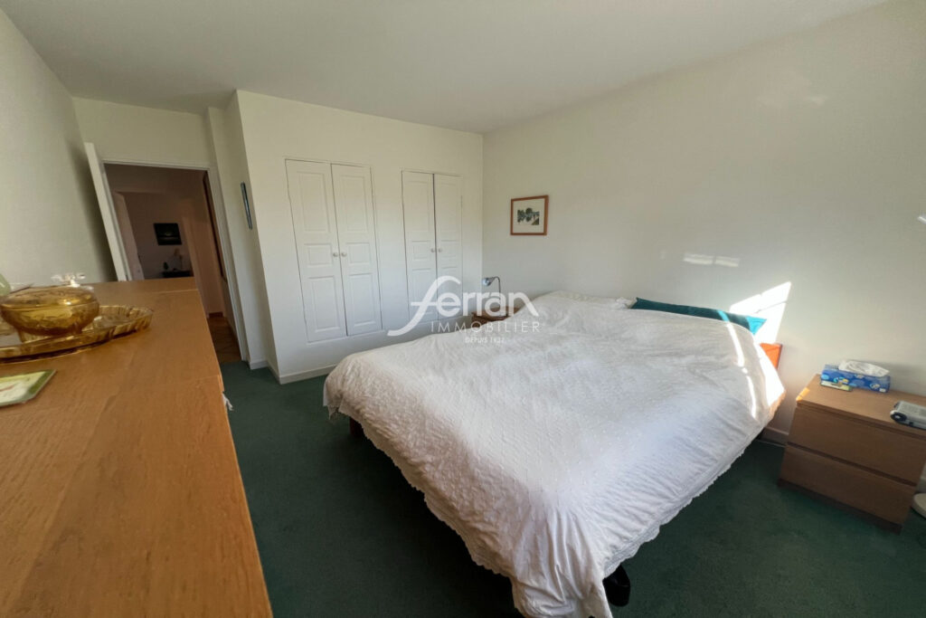 Draguignan, maison de plain-pied d’environ 130 m2 sur terrain  – 5 pièces – 3 chambres – 130.00 m²