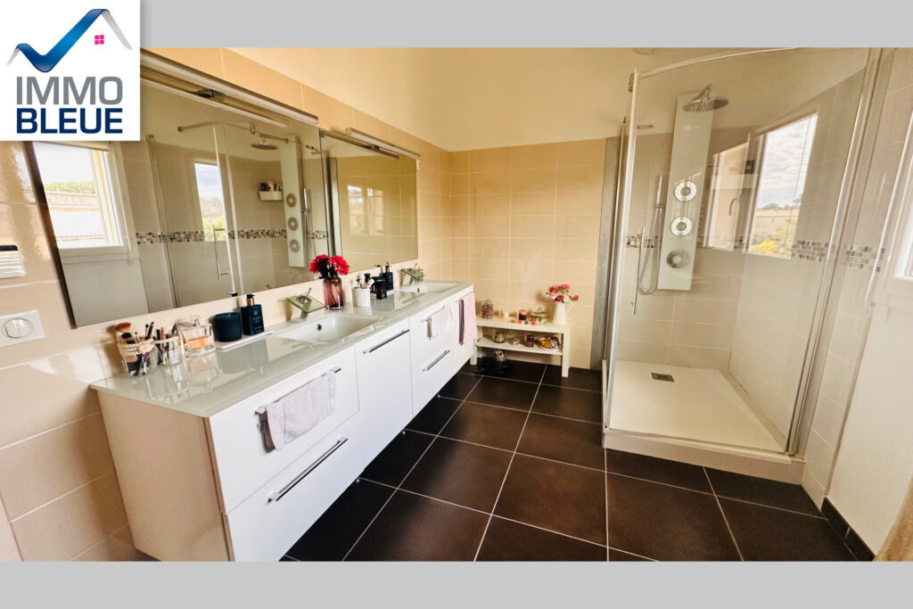 vente maison 7 Pièce(s) – 7 pièces – 5 chambres – 270.00 m²