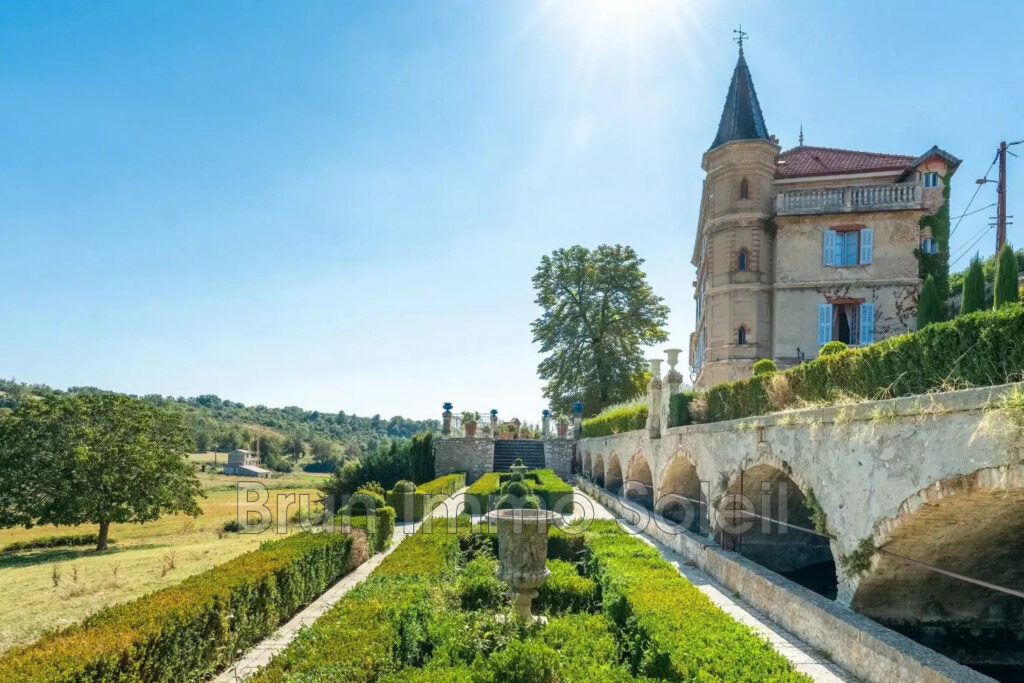 vente demeure de prestige 23 Pièce(s) – NR pièces – 14 chambres – 870.00 m²