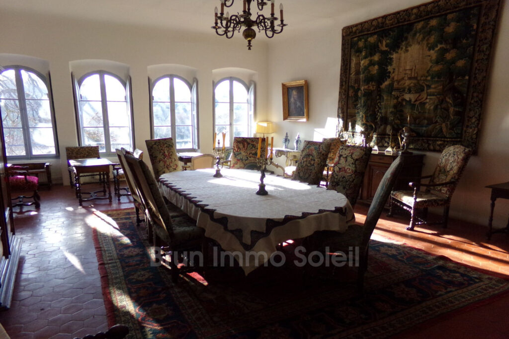 vente demeure de prestige 23 Pièce(s) – NR pièces – 14 chambres – 870.00 m²