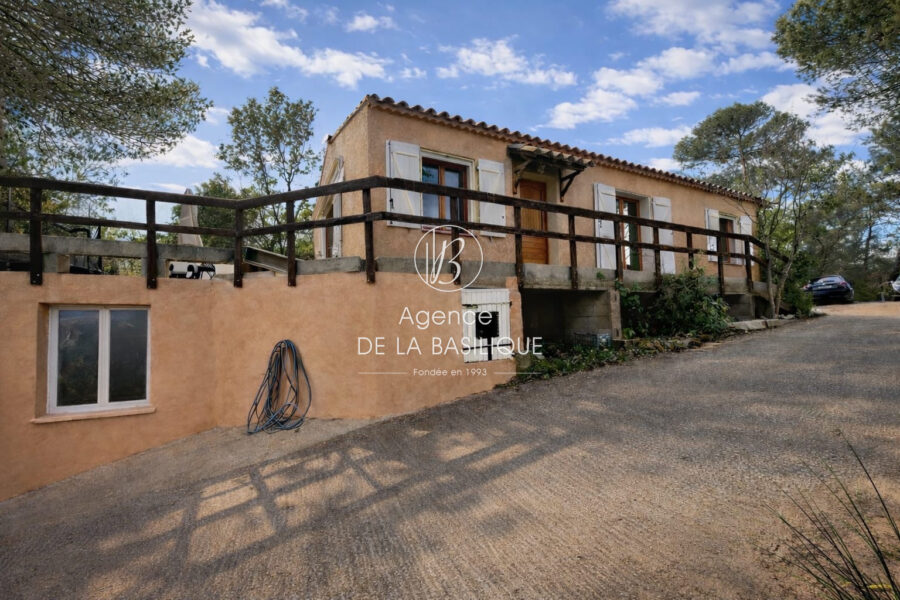 Maison à vendre à Saint-maximin-la-sainte-baume
