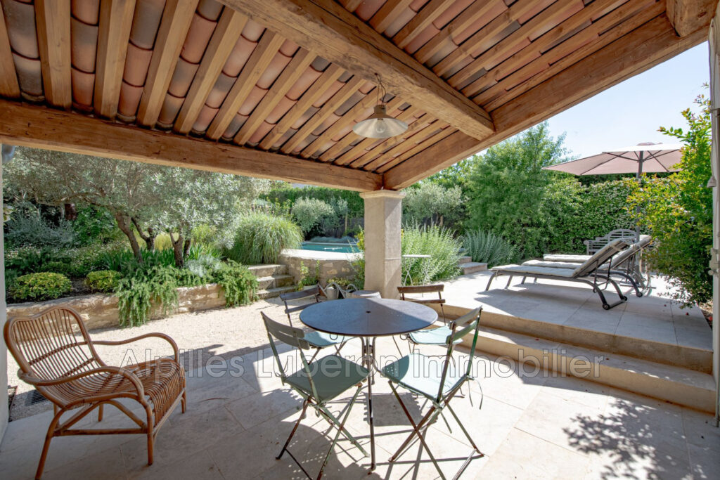 location saisonnière mas – NR pièces – 4 chambres – 180.00 m²