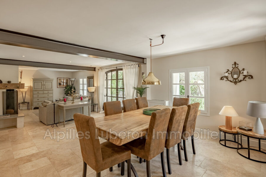 Maison à louer à Eygalières