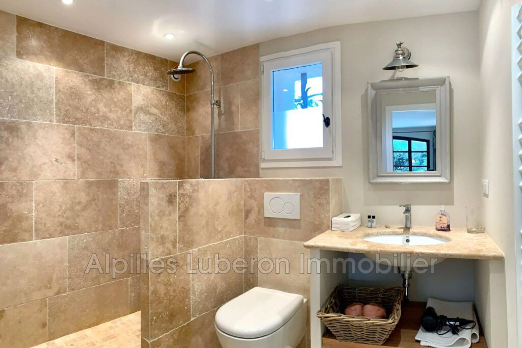 location saisonnière mas – NR pièces – 4 chambres – 180.00 m²