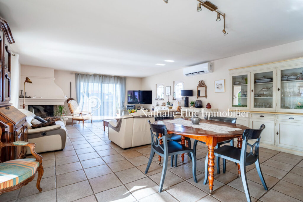 vente maison 7 Pièce(s) – 7 pièces – 5 chambres – 190.00 m²