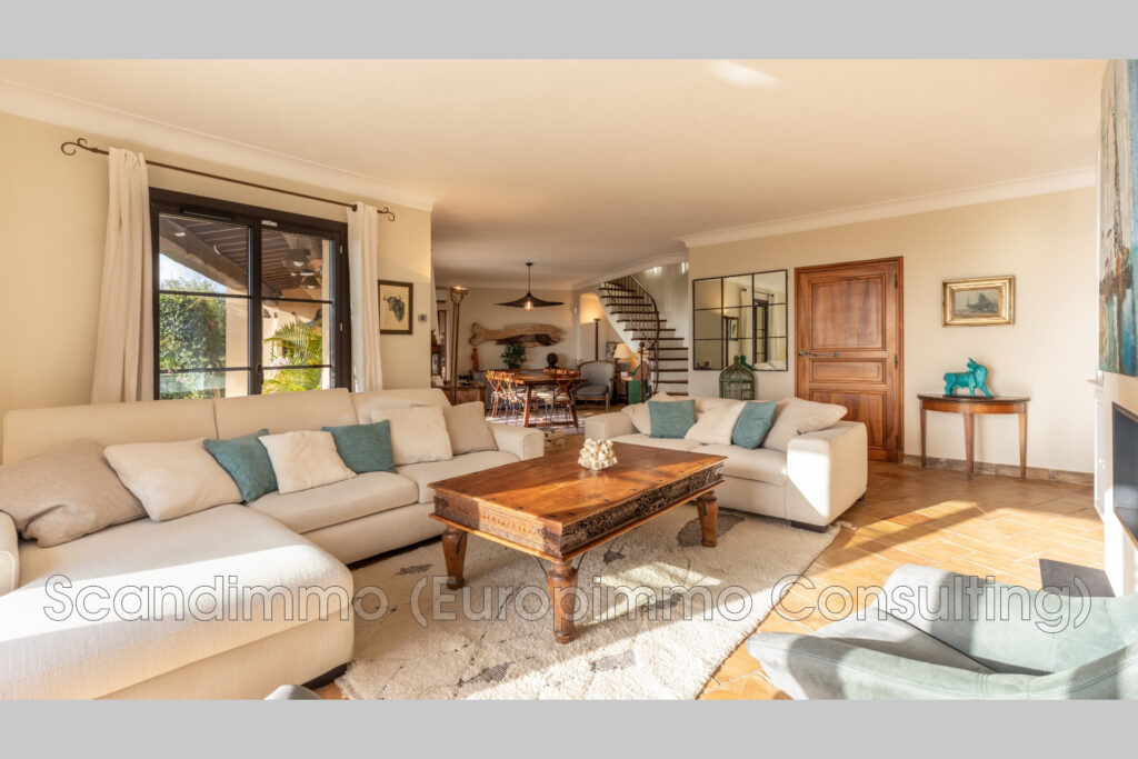 vente maison 5 Pièce(s) – 5 pièces – 4 chambres – 180.00 m²