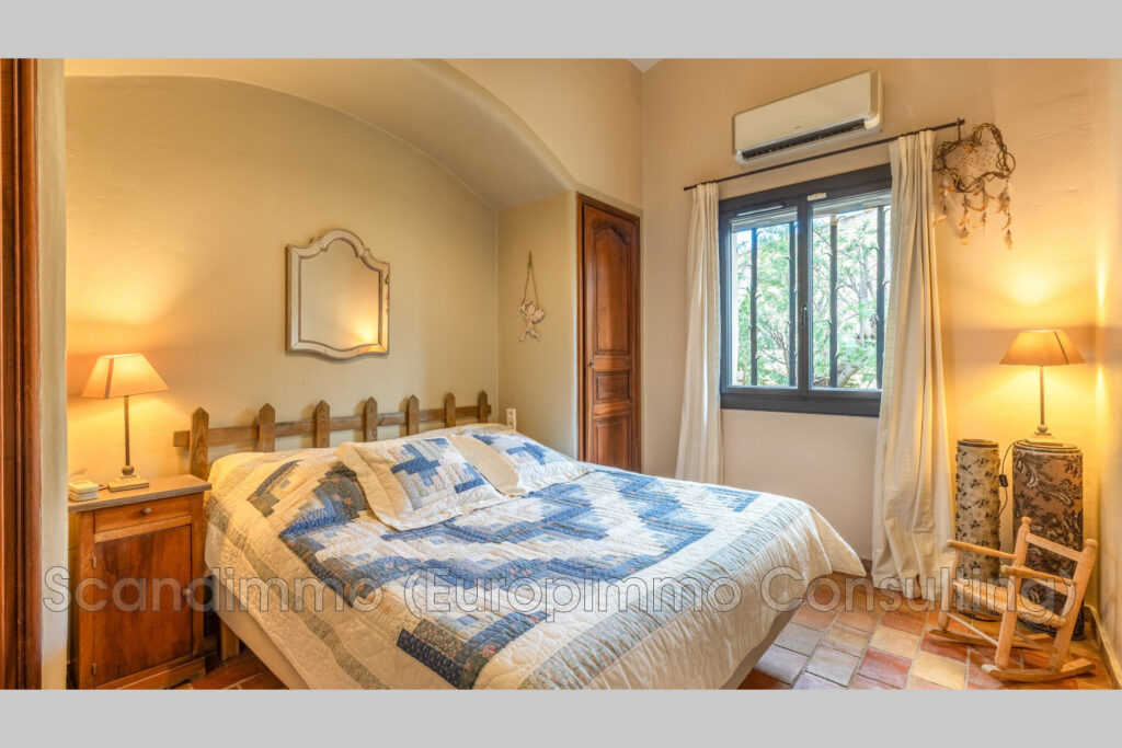 vente maison 5 Pièce(s) – 5 pièces – 4 chambres – 180.00 m²