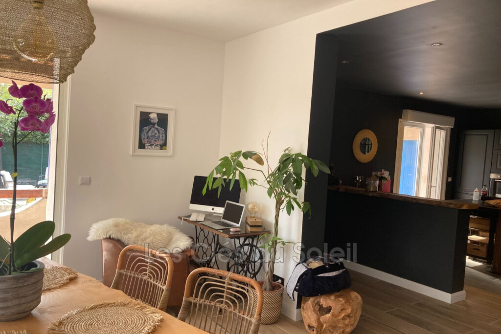 vente maison 8 Pièce(s) – 8 pièces – 4 chambres – 151.00 m²