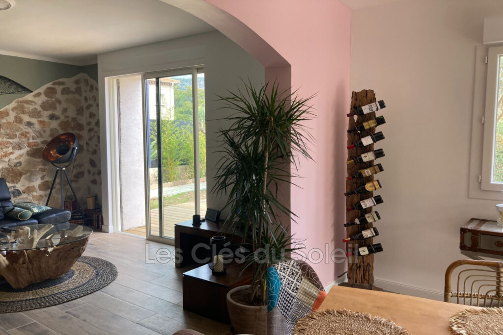 vente maison 8 Pièce(s) – 8 pièces – 4 chambres – 151.00 m²