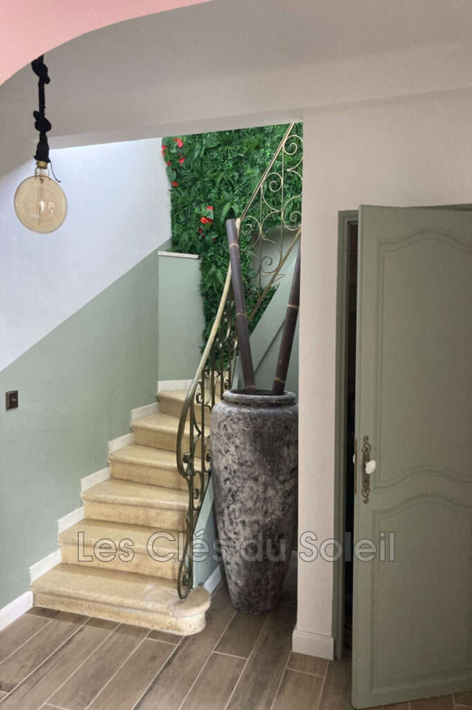 vente maison 8 Pièce(s) – 8 pièces – 4 chambres – 151.00 m²