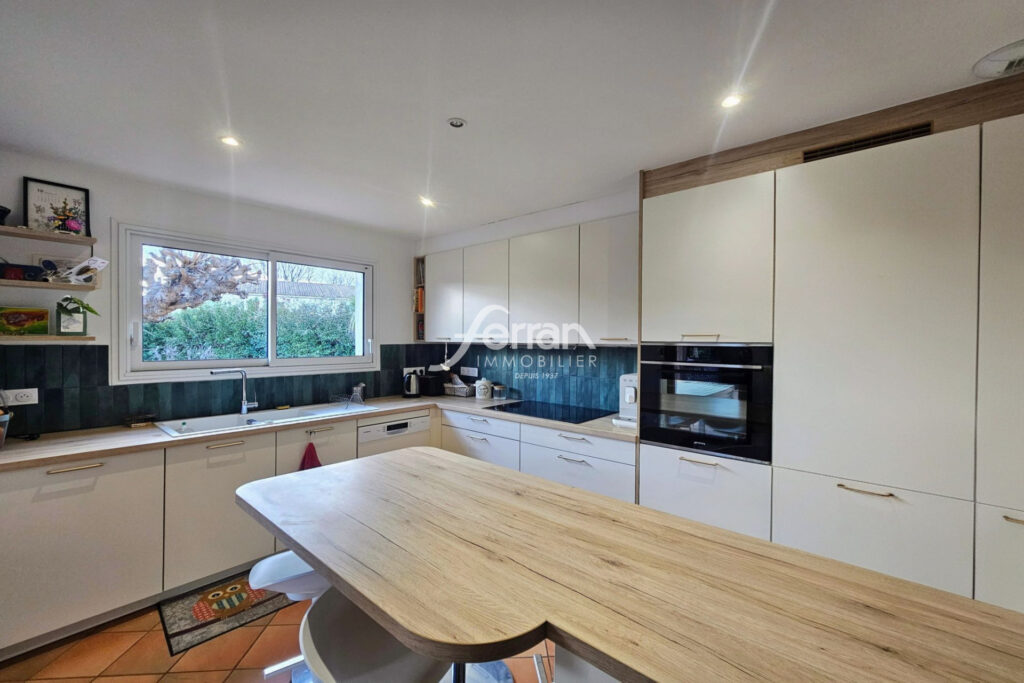 A vendre aux Arcs Maison familiale de plain-pied ? 4 chambres  – 5 pièces – 4 chambres – 121.00 m²