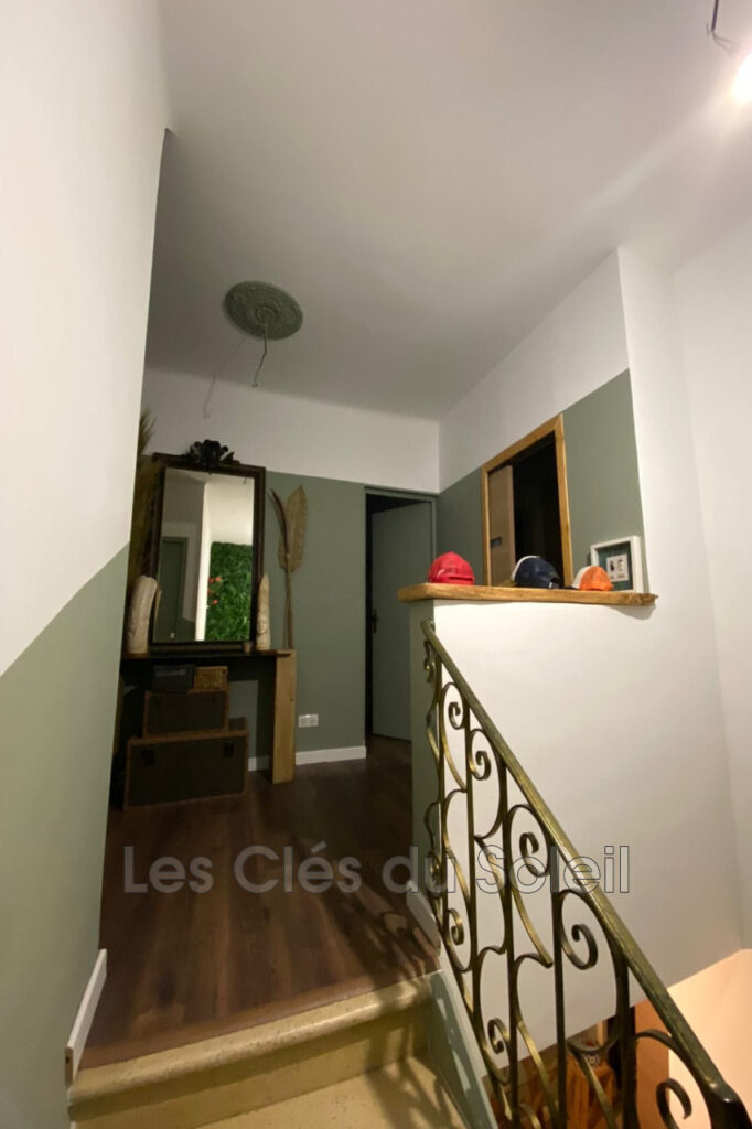 vente maison 8 Pièce(s) – 8 pièces – 4 chambres – 151.00 m²