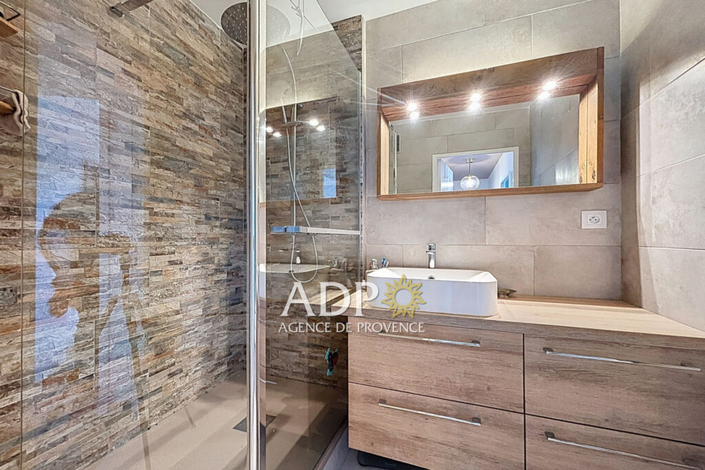 vente appartement 3 Pièce(s) – 3 pièces – 2 chambres – 65.00 m²