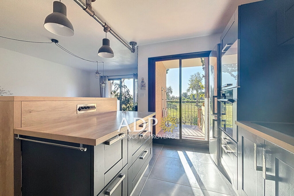 vente appartement 3 Pièce(s) – 3 pièces – 2 chambres – 65.00 m²