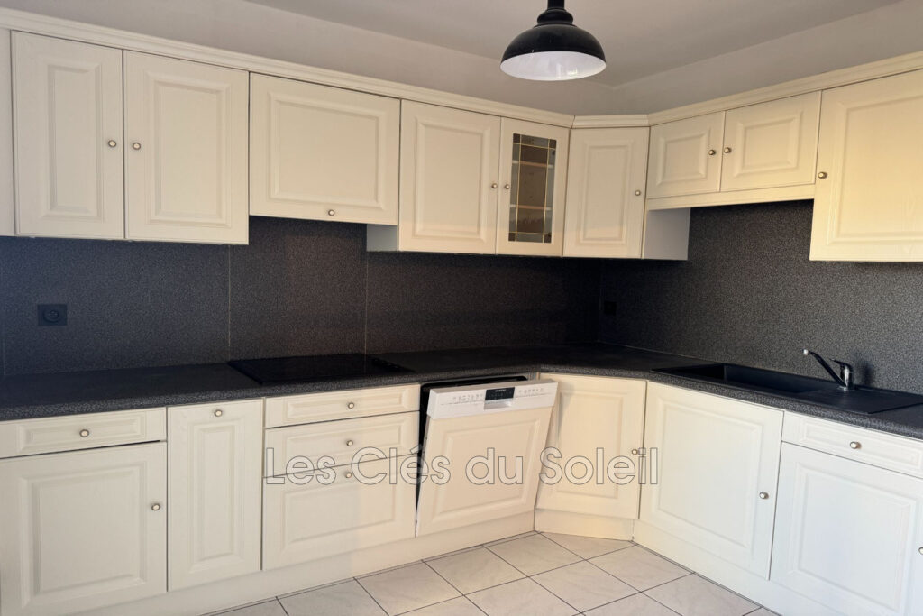 location appartement 4 Pièce(s) – 4 pièces – 2 chambres – 83.05 m²