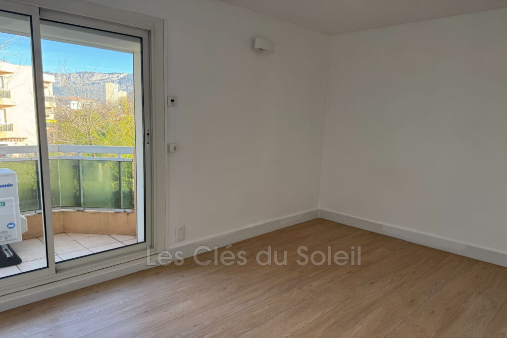 location appartement 4 Pièce(s) – 4 pièces – 2 chambres – 83.05 m²