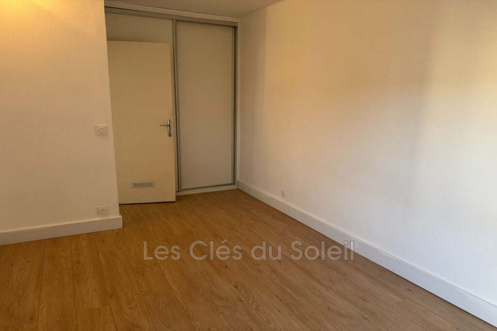location appartement 4 Pièce(s) – 4 pièces – 2 chambres – 83.05 m²