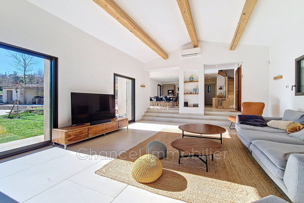 vente maison 5 Pièce(s) – 5 pièces – 3 chambres – 164.00 m²