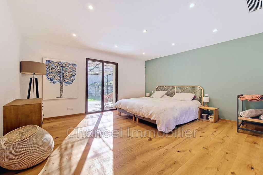 vente maison 5 Pièce(s) – 5 pièces – 3 chambres – 164.00 m²