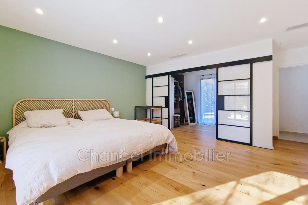 vente maison 5 Pièce(s) – 5 pièces – 3 chambres – 164.00 m²