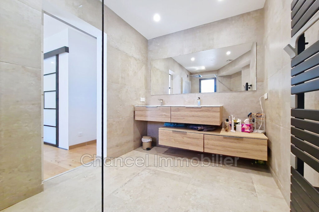 vente maison 5 Pièce(s) – 5 pièces – 3 chambres – 164.00 m²