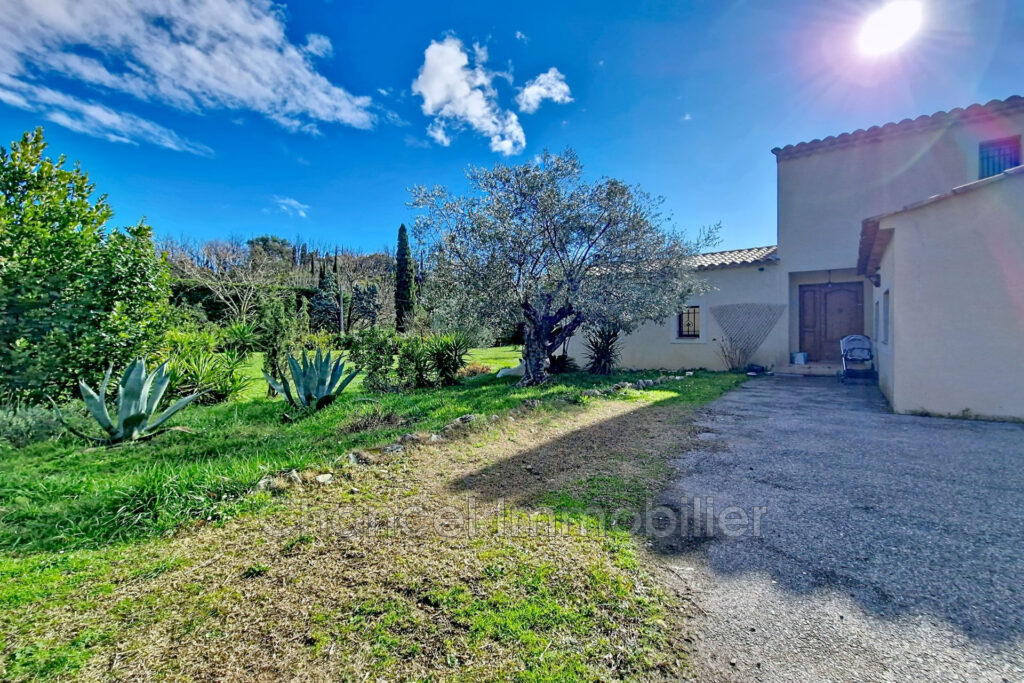 vente maison 5 Pièce(s) – 5 pièces – 3 chambres – 164.00 m²