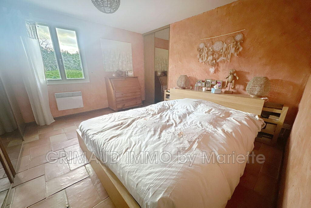 maison de campagne, au calme avec 4 chambres, piscine – 6 pièces – 4 chambres – 137.97 m²