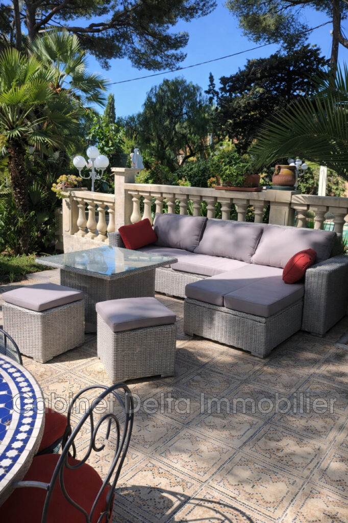 MAISON T12 ? PIERREPLANE ? VUE MER ? PISCINE – 12 pièces – 10 chambres – 258.79 m²