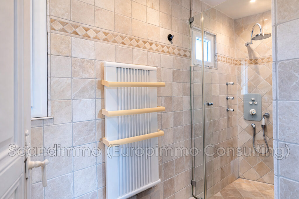 vente maison 6 Pièce(s) – 6 pièces – 4 chambres – 185.00 m²