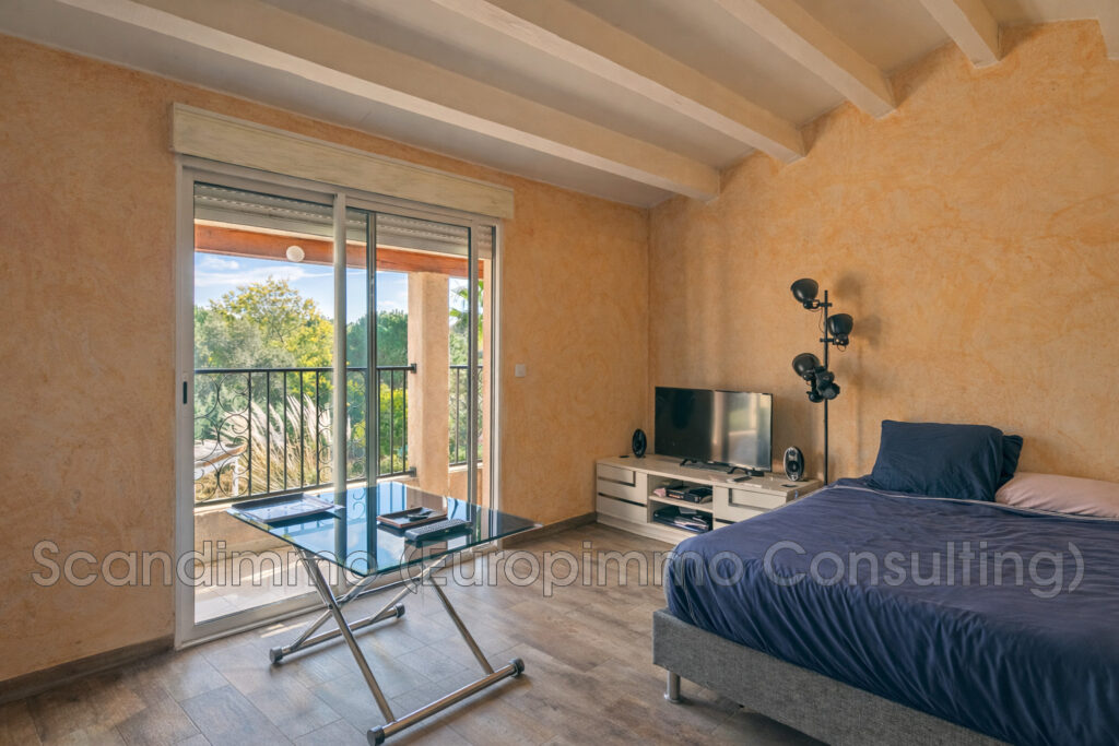 vente maison 6 Pièce(s) – 6 pièces – 4 chambres – 185.00 m²