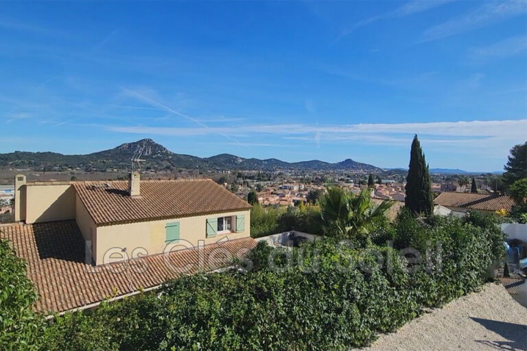 vente maison – NR pièces – 5 chambres – 182.00 m²