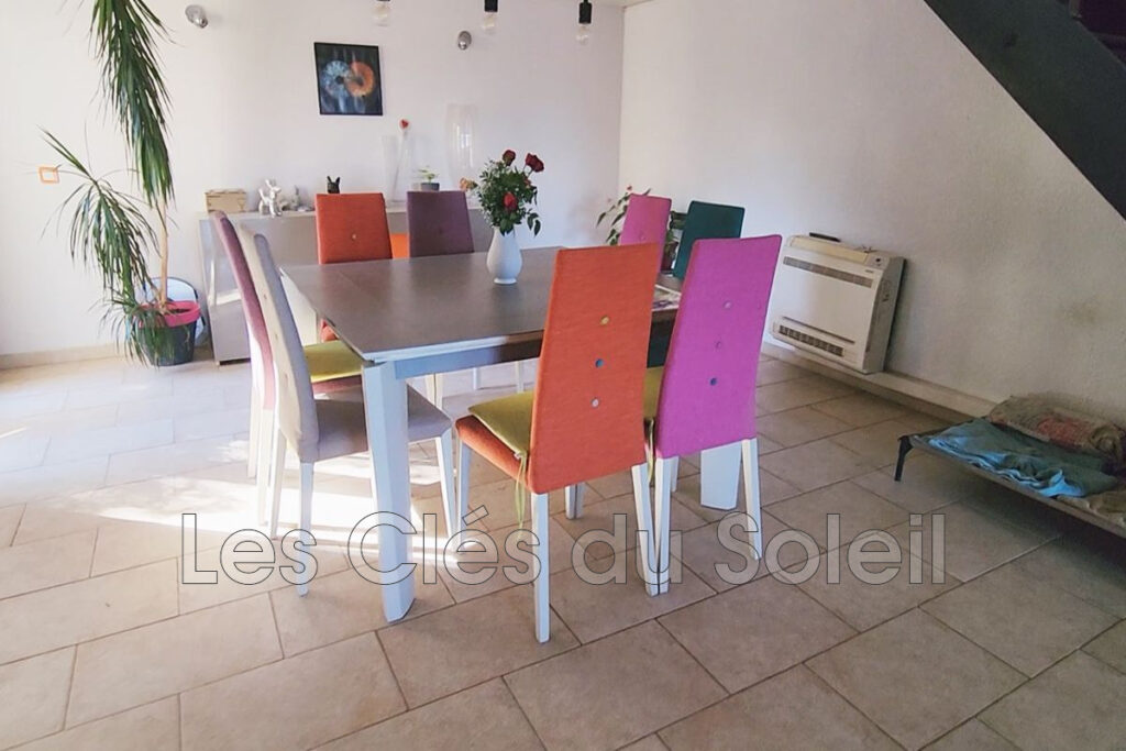 vente maison – NR pièces – 5 chambres – 182.00 m²