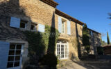 Mas Provençal en Pierre avec Piscine à Gordes ? Location Saiso – NR pièces – 4 chambres