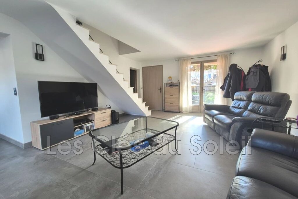 vente maison 5 Pièce(s) – 5 pièces – 3 chambres – 113.00 m²