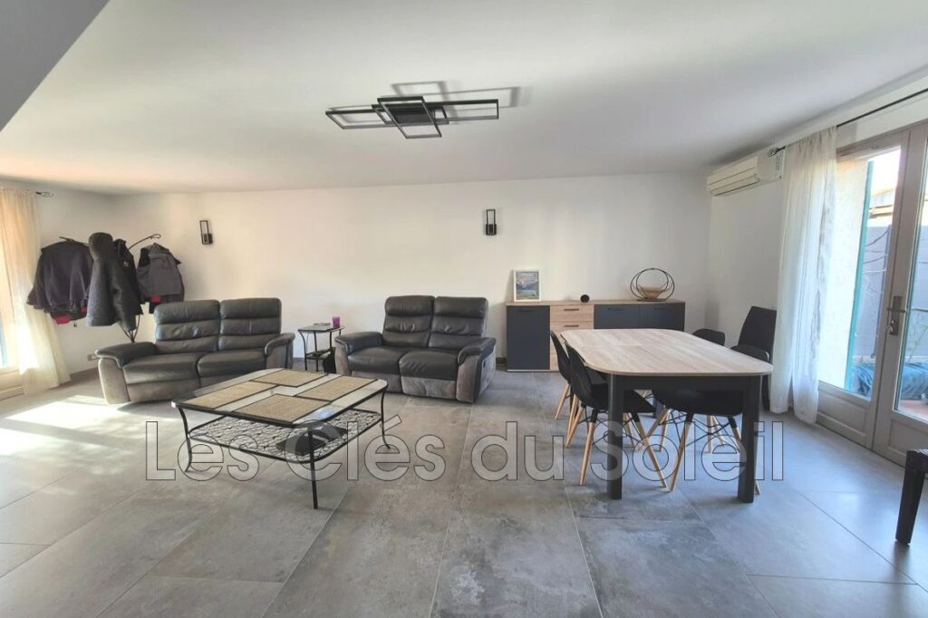 vente maison 5 Pièce(s) – 5 pièces – 3 chambres – 113.00 m²