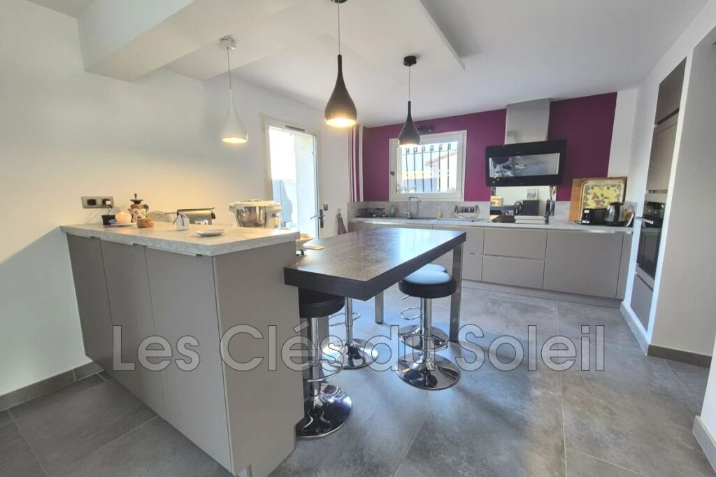 vente maison 5 Pièce(s) – 5 pièces – 3 chambres – 113.00 m²