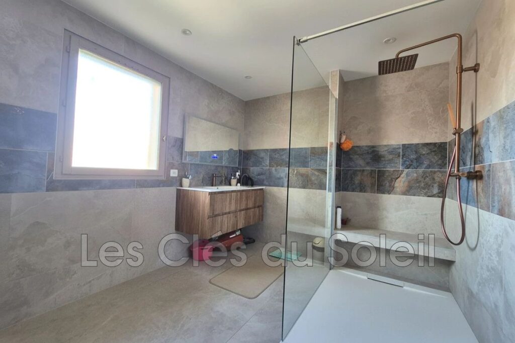 vente maison 5 Pièce(s) – 5 pièces – 3 chambres – 113.00 m²