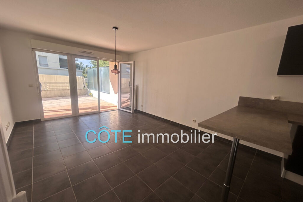 2 PIECES GRANDE TERRASSE PROCHE SOPHIA PARKING – 2 pièces – 1 chambre – 41.89 m²