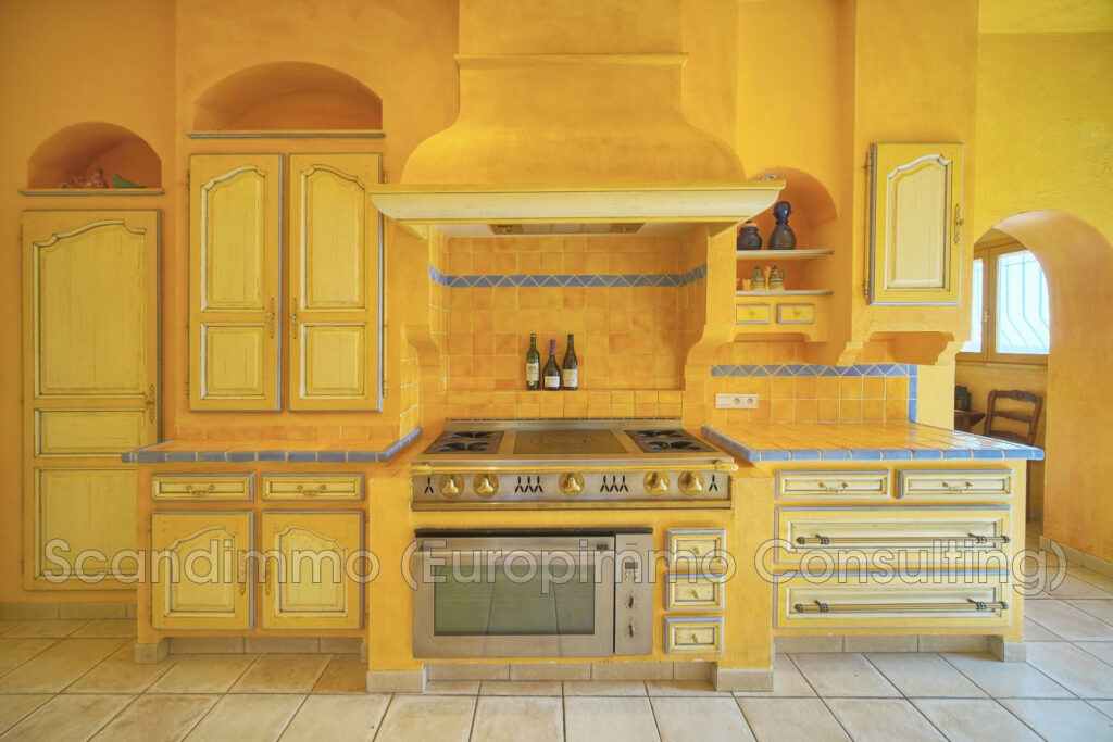 vente maison – NR pièces – 4 chambres – 211.00 m²