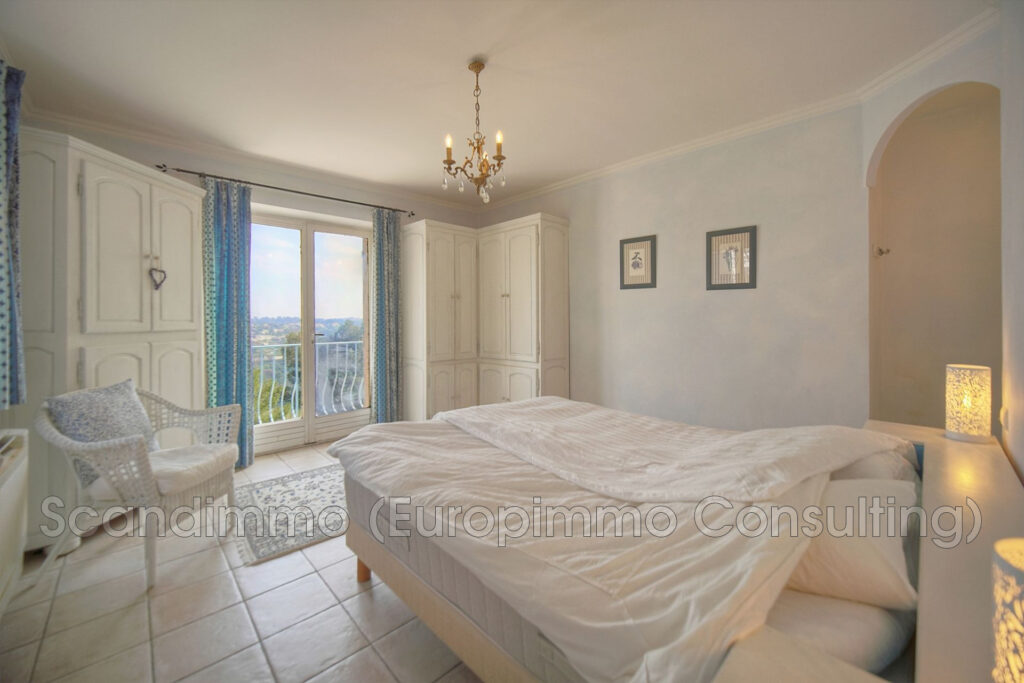 vente maison – NR pièces – 4 chambres – 211.00 m²