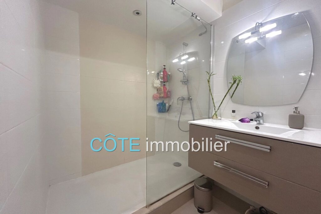 ANTIBES 3 PIÈCES 59M2 CALME PARKING CAVE EXCELLENT ETAT – 3 pièces – 2 chambres – 58.42 m²