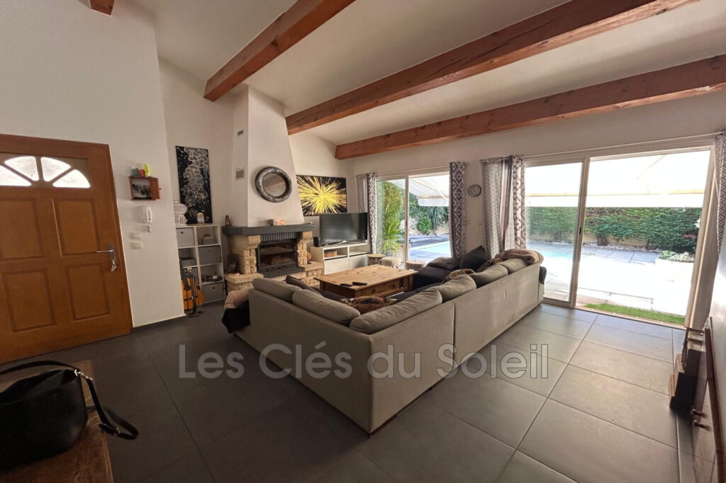 vente maison 5 Pièce(s) – 5 pièces – 4 chambres – 146.18 m²