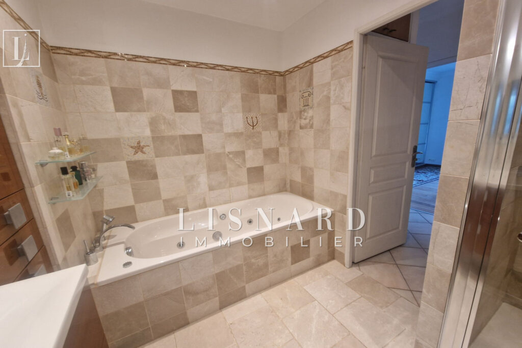 vente maison 5 Pièce(s) – 5 pièces – 3 chambres – 108.00 m²