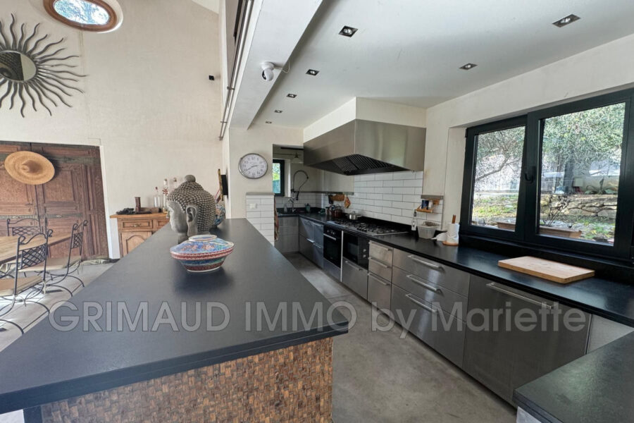 Maison à vendre à Grimaud