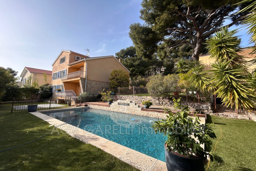 Maison à vendre à Toulon