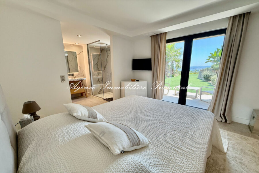 Maison à vendre à Sainte-Maxime — Vue mer — photo 19